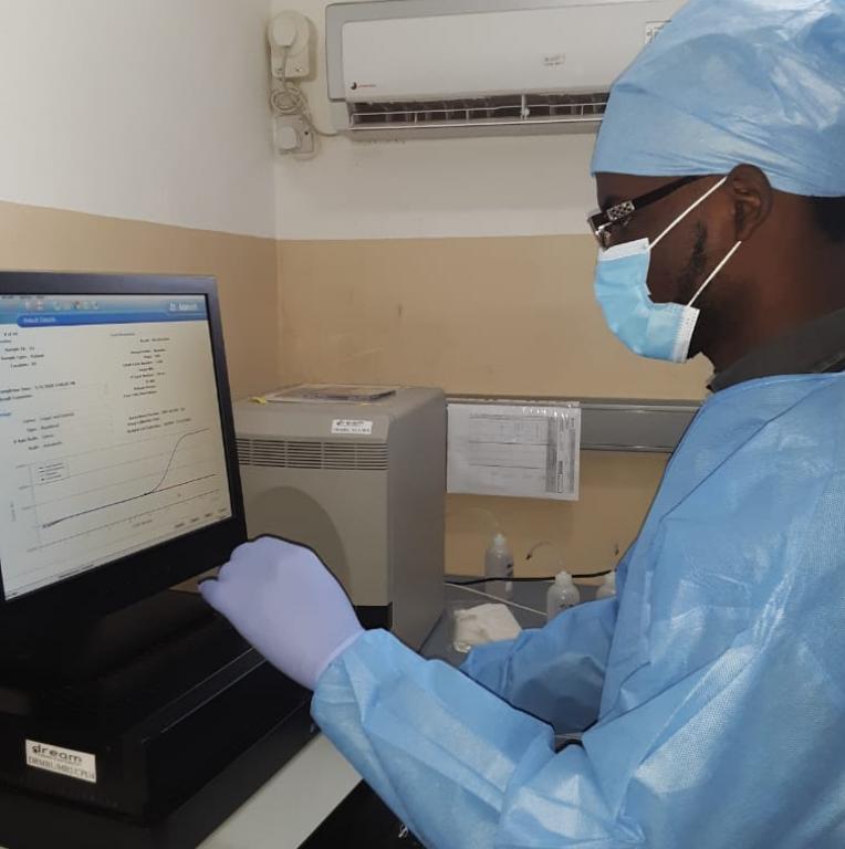 Euro-afrikanische Solidarität gegen die Pandemie: in den DREAM-Zentren in Malawi Diagnosetests zu Covid-19