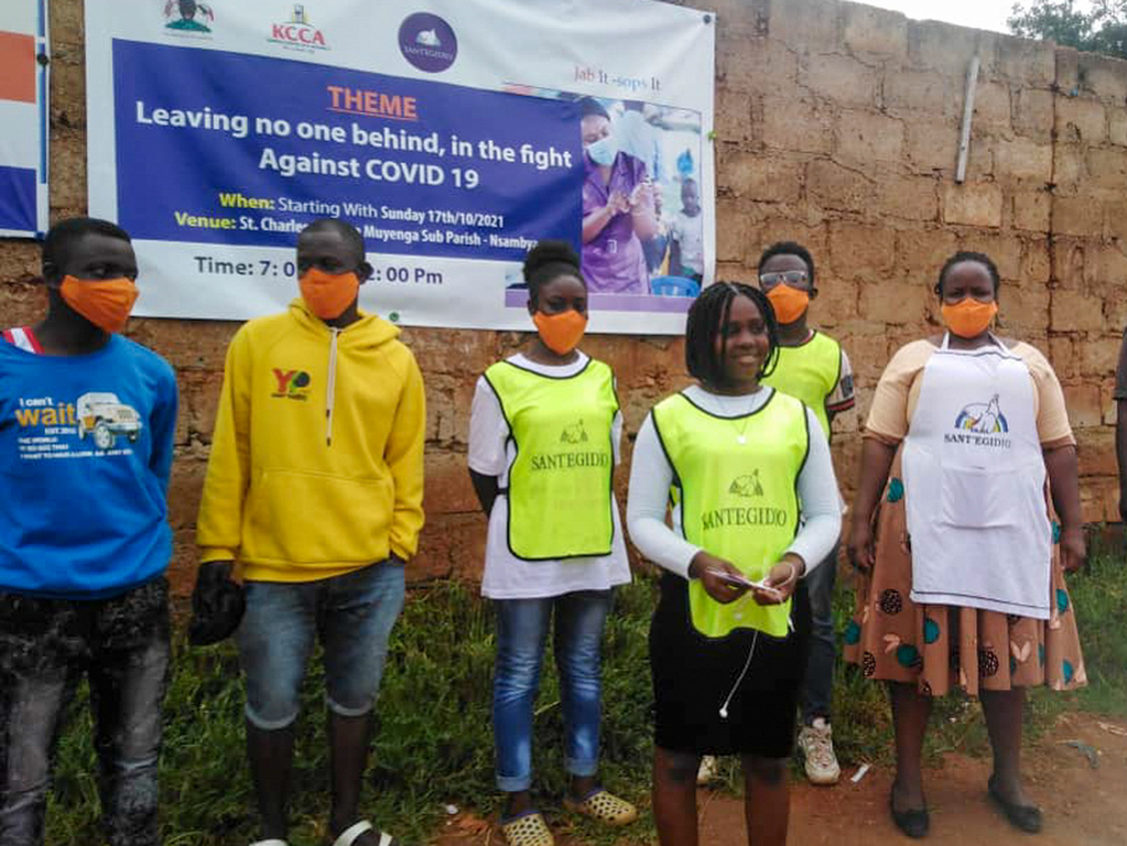 Vacunas anti-Covid 19 en Uganda: la iniciativa de Sant'Egidio en Kampala permite la vacunación de otras 250 personas frágiles