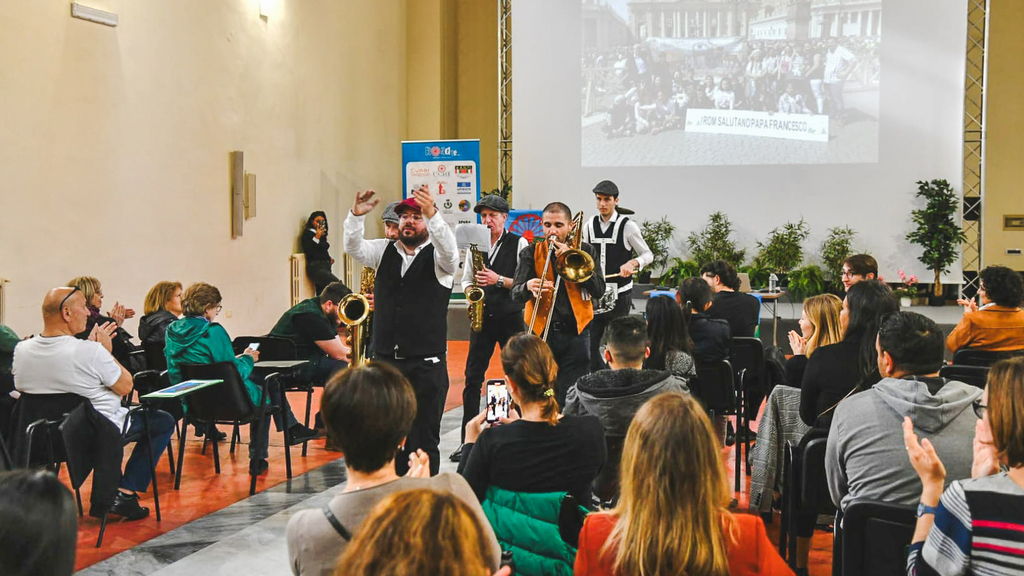 On International Roma and Sinti Day: music, poetry and testimonies. An event in Rome to promote inclusion