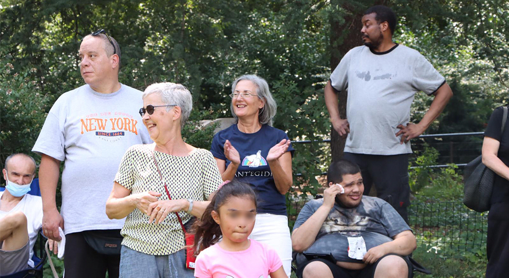 Au milieu de l'été, à New York, le pique-nique traditionnel de Sant'Egidio avec les enfants de l'Ecole de la paix et les pauvres de la rue