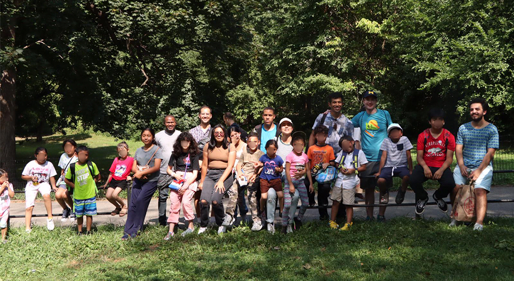 Au milieu de l'été, à New York, le pique-nique traditionnel de Sant'Egidio avec les enfants de l'Ecole de la paix et les pauvres de la rue