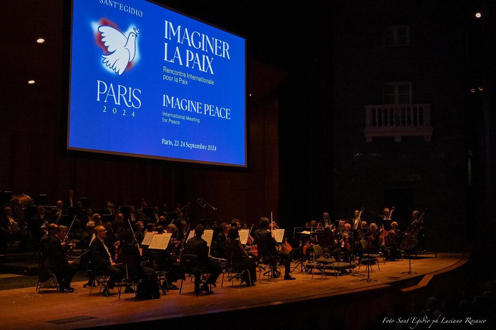 "Immaginare la pace" continua a Genova: il 4 ottobre duemila persone nel Teatro Carlo Felice per portare in città lo spirito di Assisi