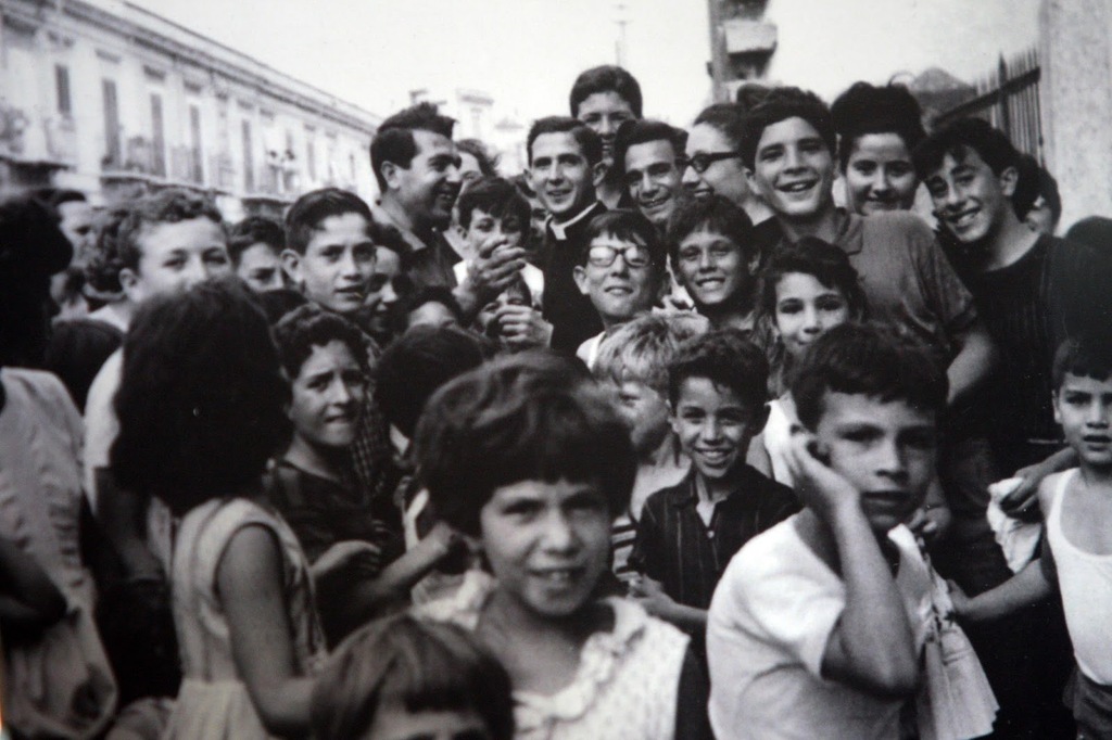 Hoje a memória de Padre Pino Puglisi, mártir do nosso tempo: uma vida para dar aos jovens uma alternativa à máfia