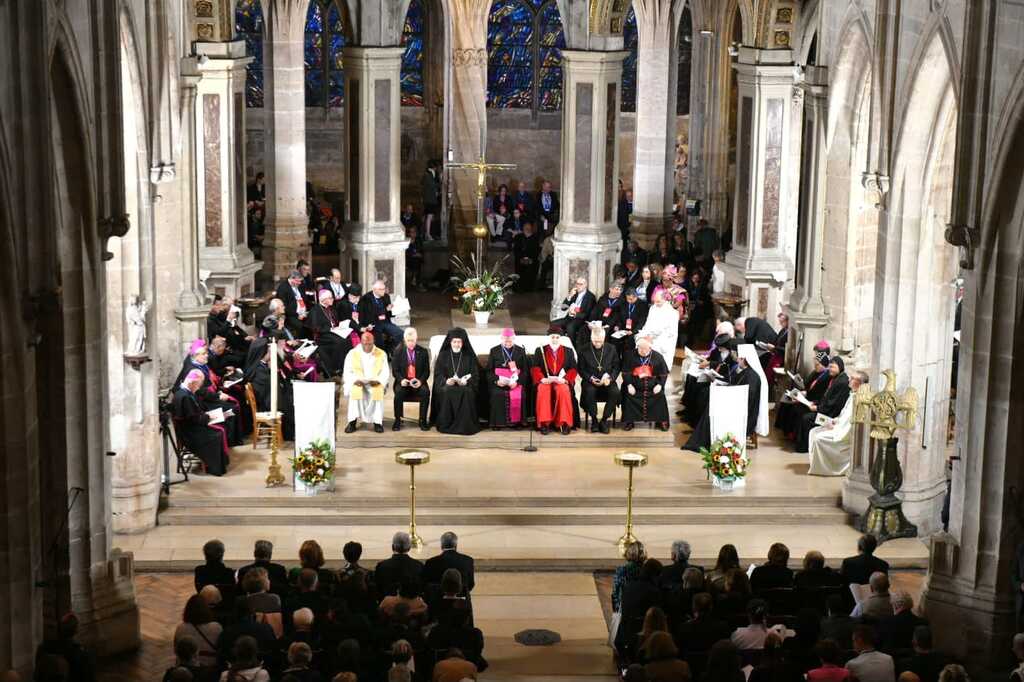 Prière œcuménique pour la Paix, en l'église Saint Séverin à Paris